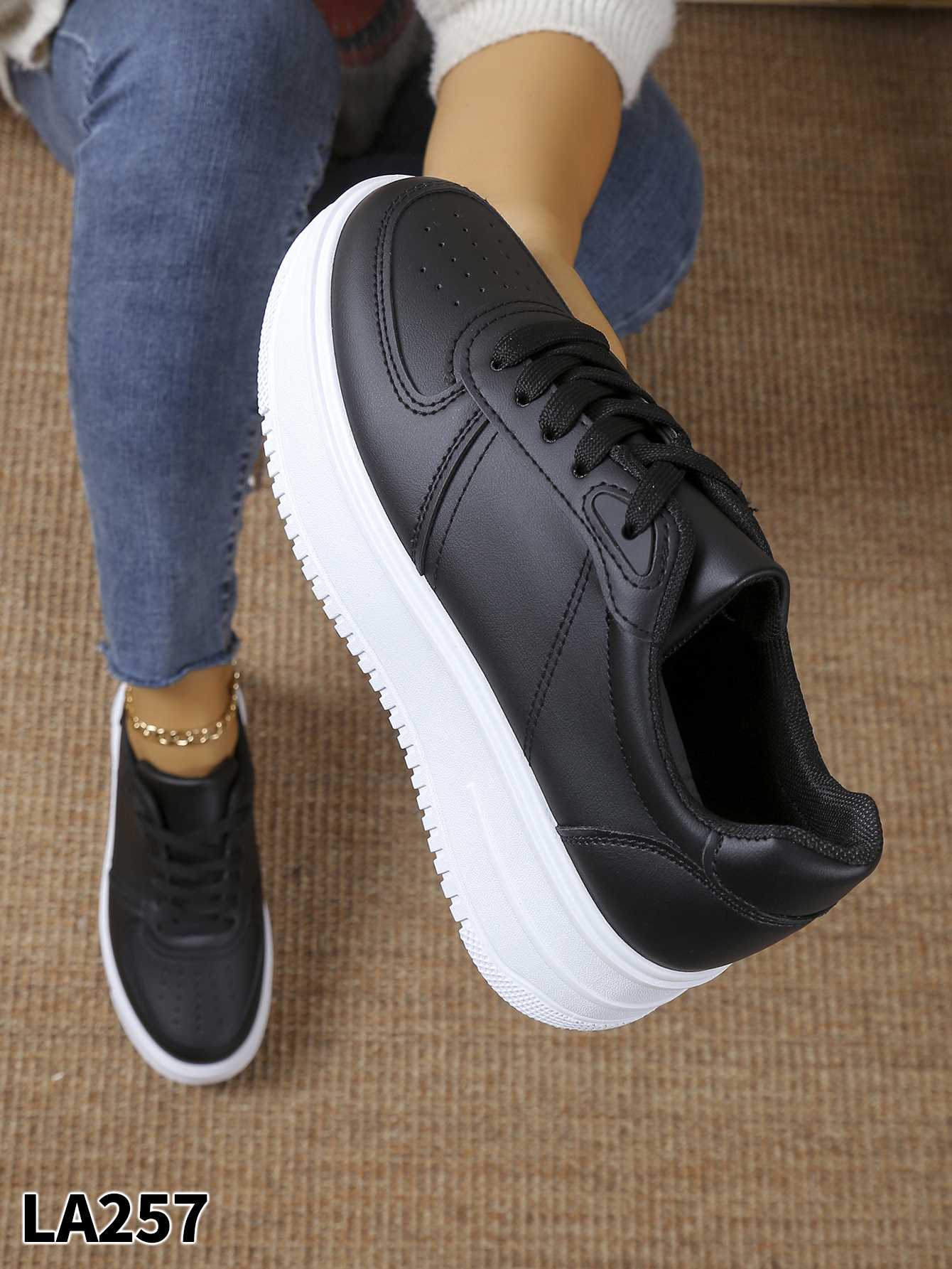 LA257 BLACK