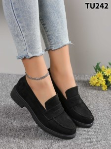 TU242 BLACK