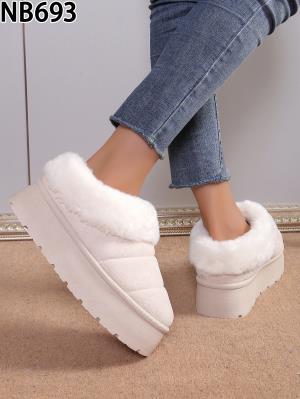 NB693 BEIGE
